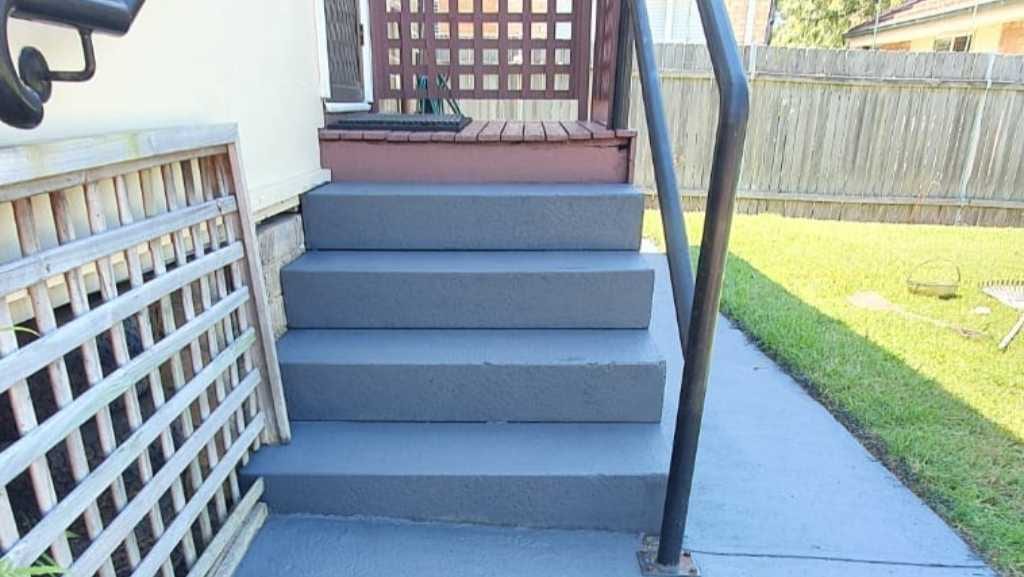 Non-Slip Paint Coating Made Outdoor Area Safe for Kids & Elderly Visitors
