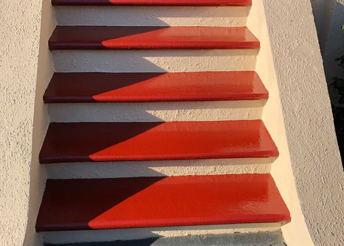 Woolwich Stair Refresh: Bold Update, Sold $3.6M ($420k Over)